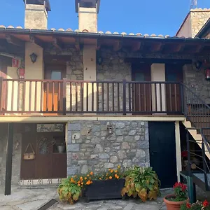 Ca L'isidret , Lles España